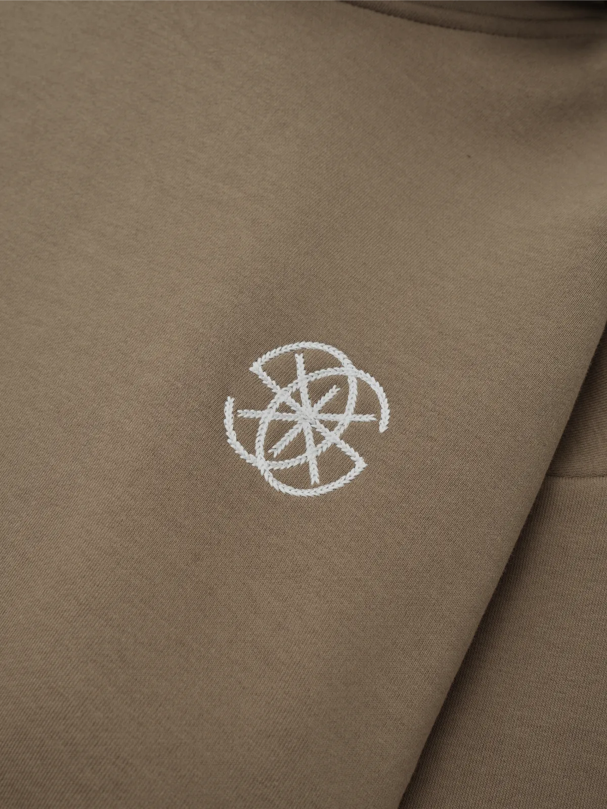 Earthbound Luxe (Brown)