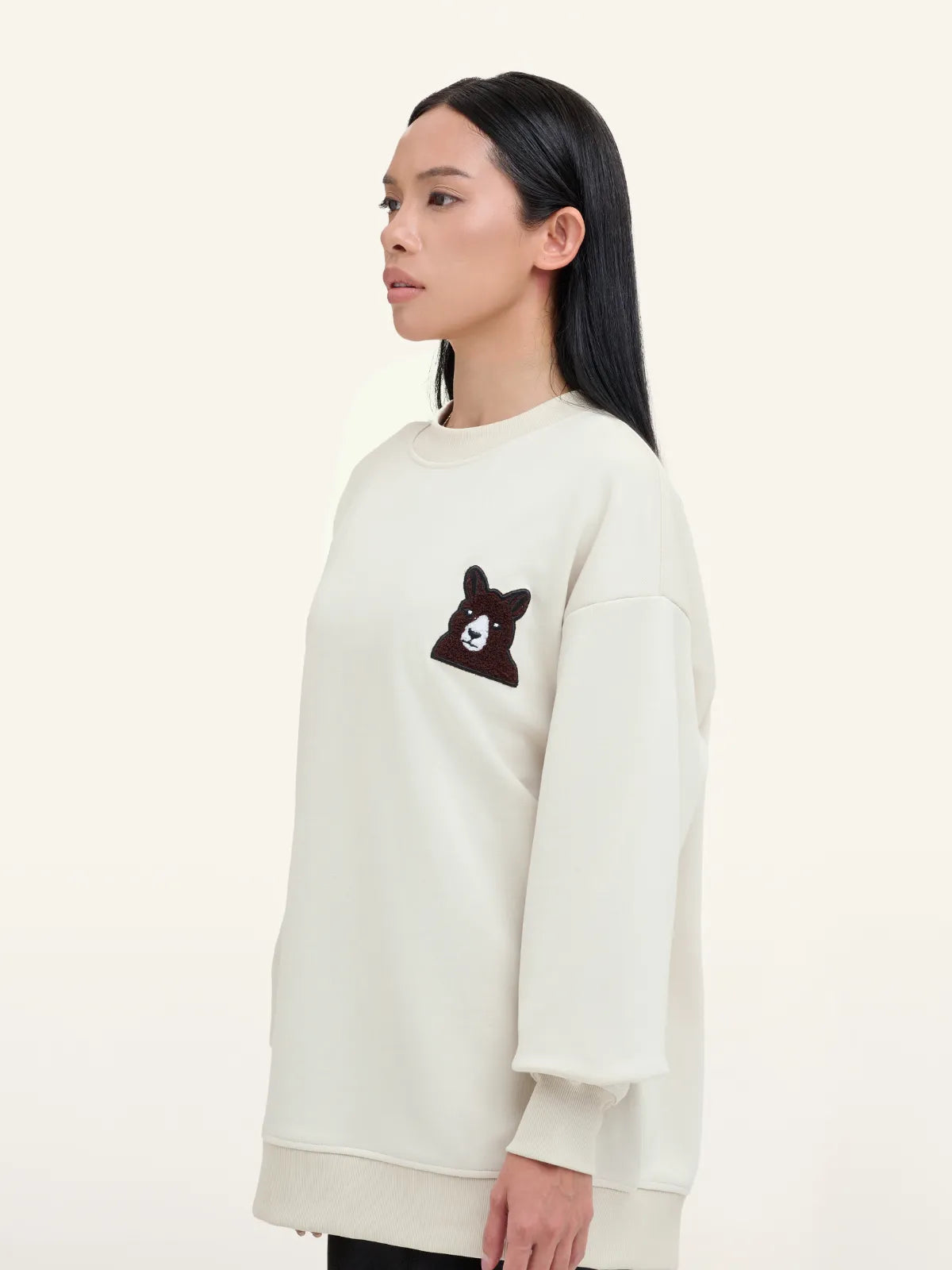 Ivory Grace (Kangaroo Embroidery)